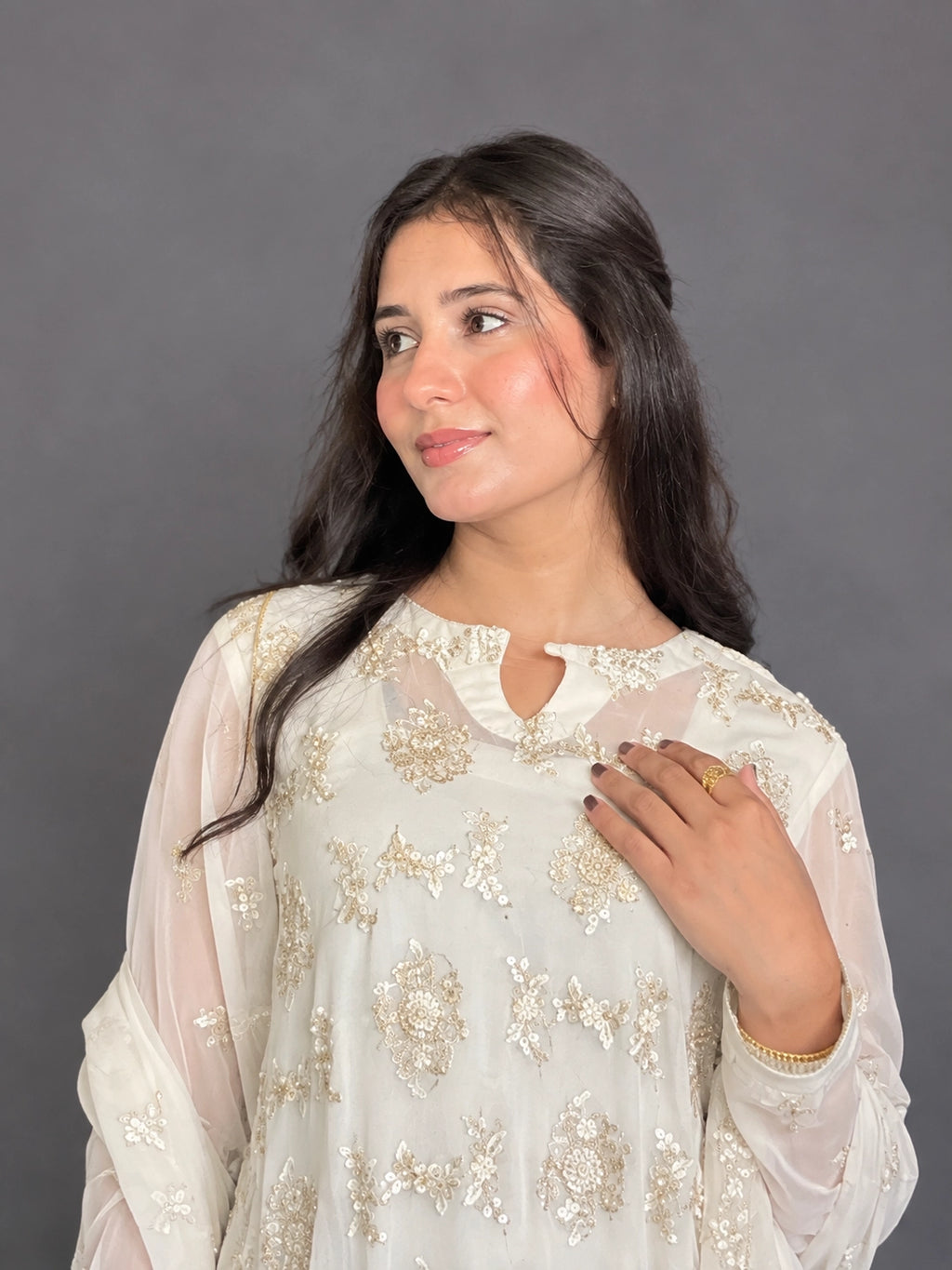 Pearl Adorn – EC03