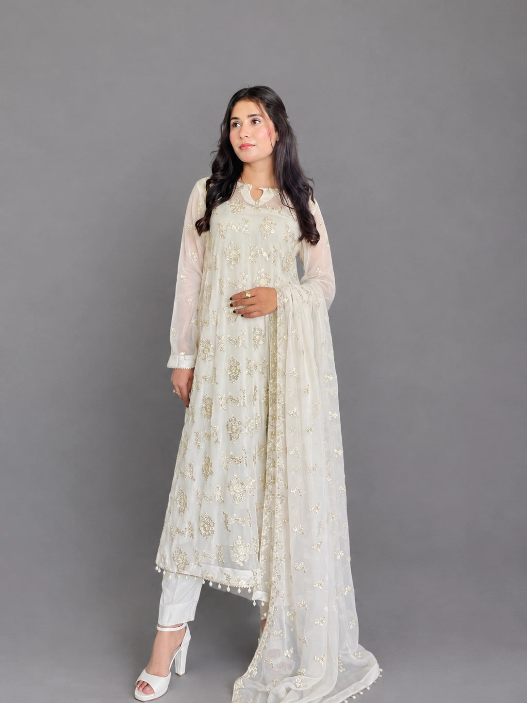 Pearl Adorn – EC03